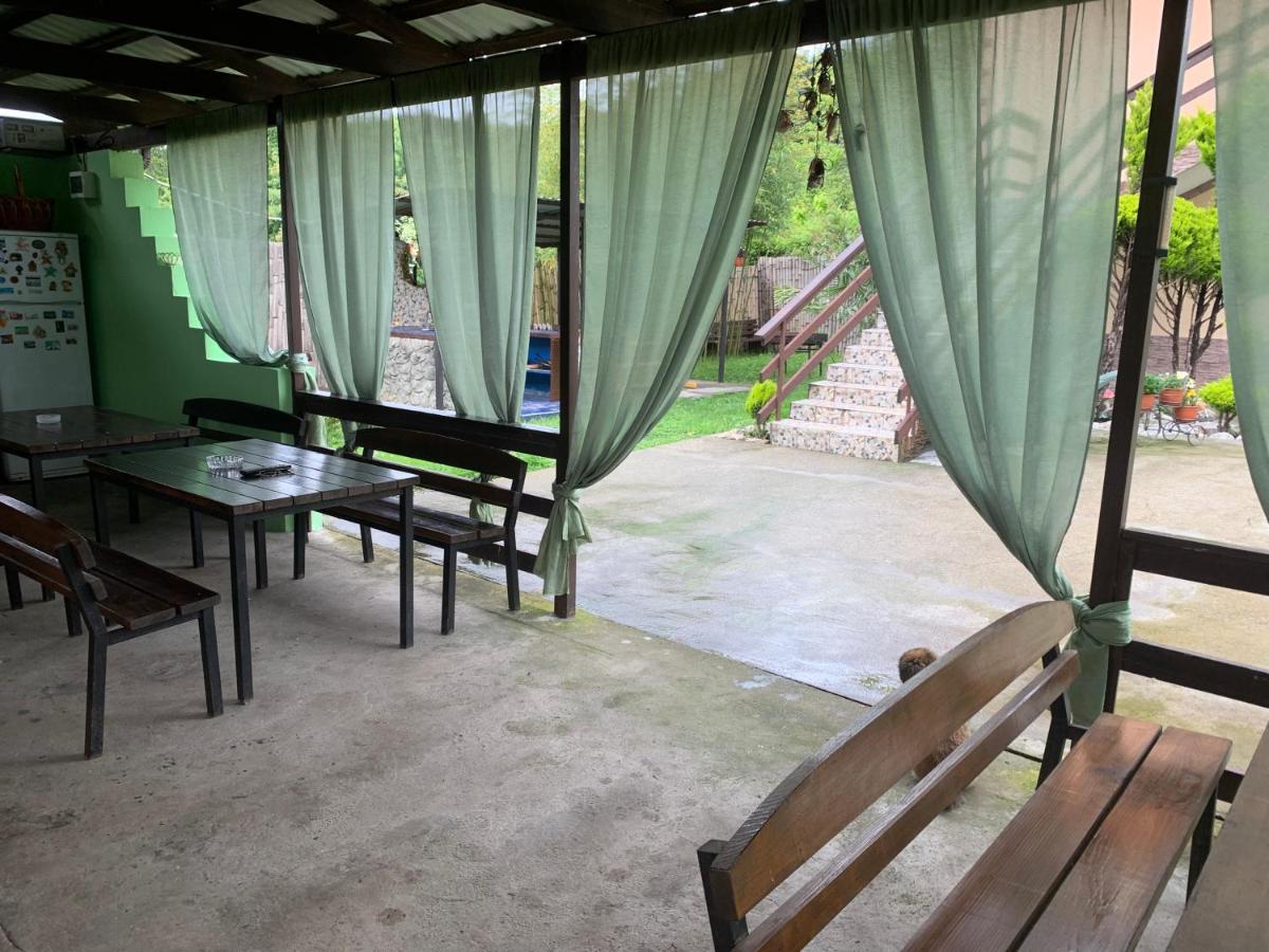 Изабелла Hotel Pizunda Bagian luar foto